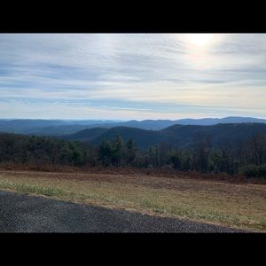 Meet your Posher, Shea